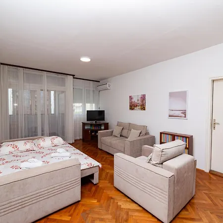 Apartamento Simanic *
